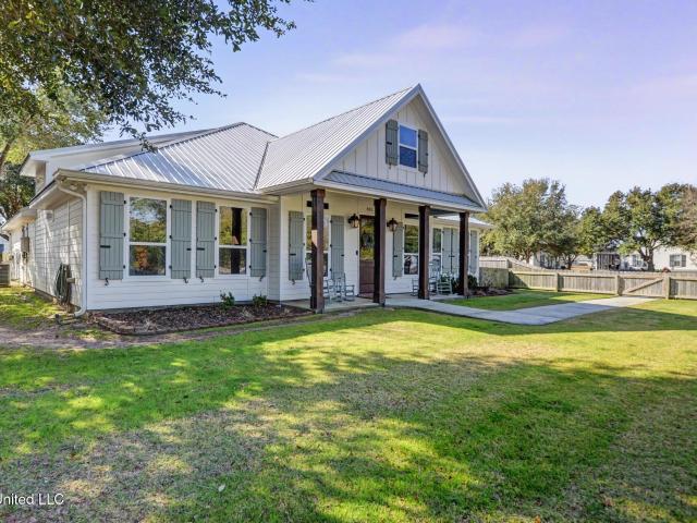 House for sale in Bay Saint Louis, Mississippi