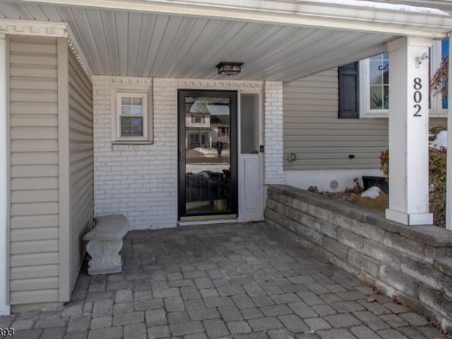 House for sale in Clark, New Jersey