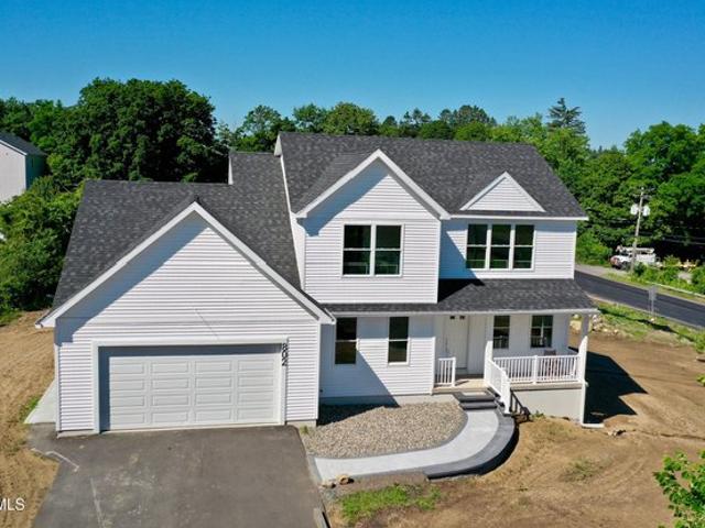 House for sale in Town of Niskayuna, Schenectady County