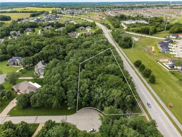 Land for sale in Willow Tree, Blue Springs