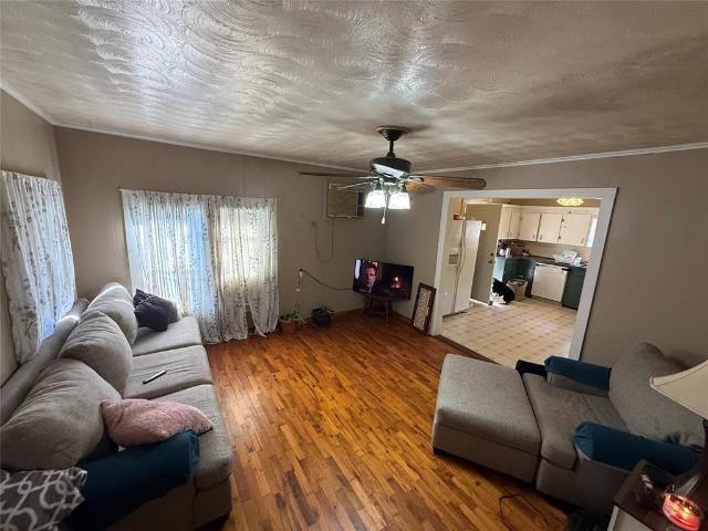 House for sale in Bonham, Fannin County