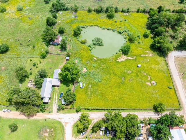 House for sale in Milam, Texas