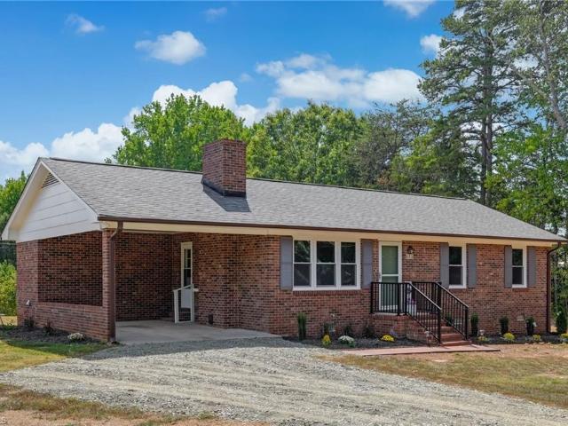 House for sale in Meadow Wood Acres, Reidsville