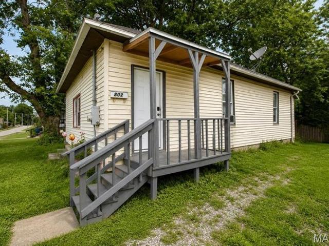 House for sale in Johnston City, Illinois