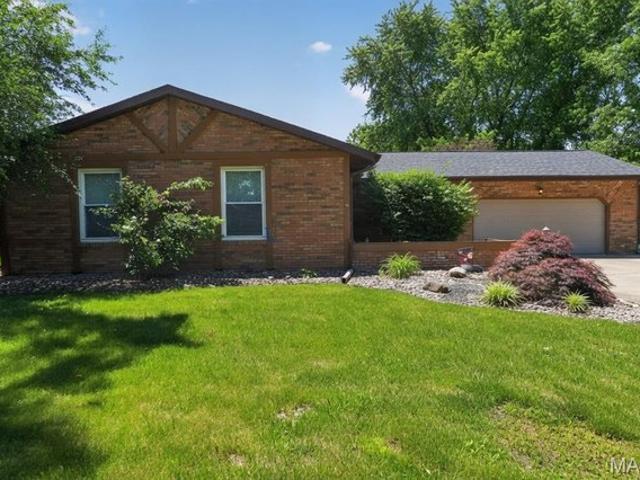 House for sale in Staunton, Illinois