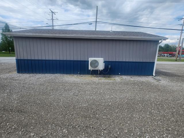 Commercial for sale in Perry, Illinois