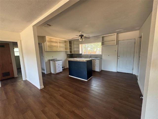 House for sale in Taylor, Texas