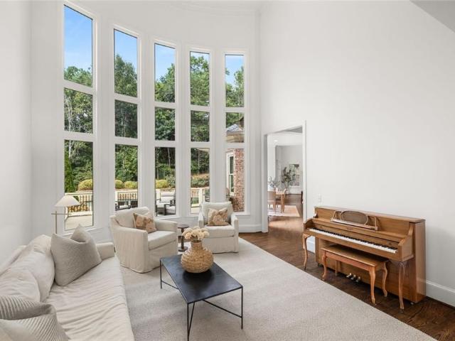 House for sale in Laurel Springs, Suwanee
