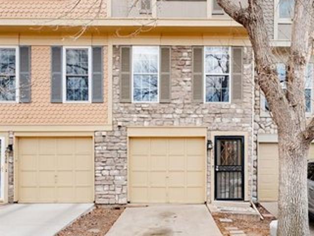 Townhouse for sale in Arapahoe, Colorado