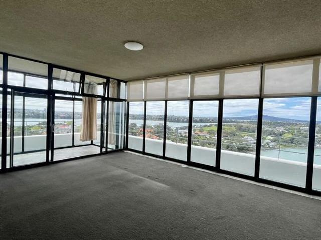 Apartment for rent in Northcote, Kaipātiki
