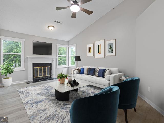 Townhouse for sale in Riverdale