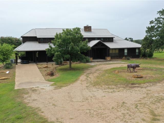 House for sale in Milam, Texas