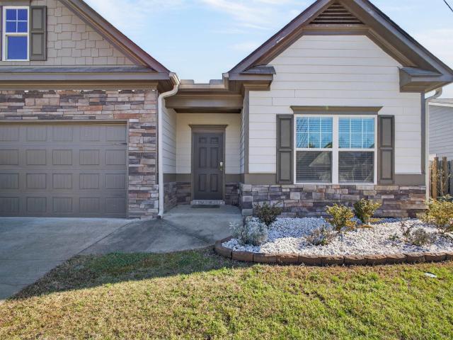 House for sale in Calera, Alabama