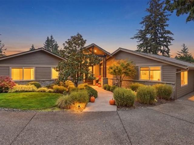 House for sale in Redmond, King County