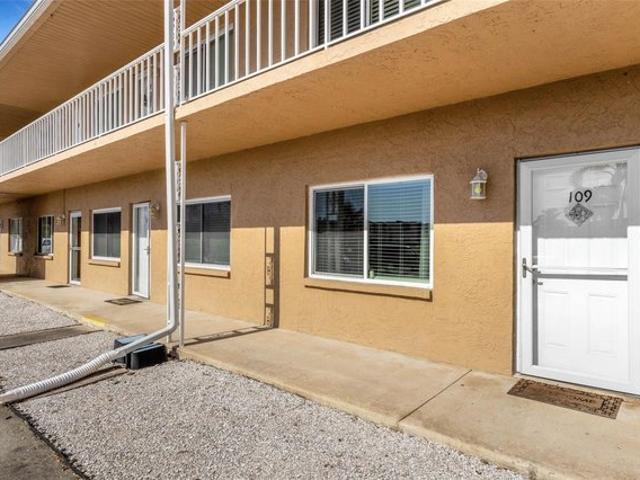 Condo for sale in Seminole, Florida