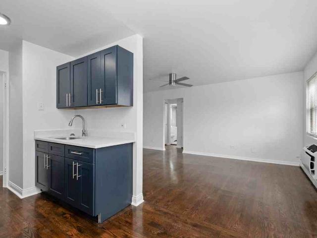 Apartment for rent in Chicago, Cook County