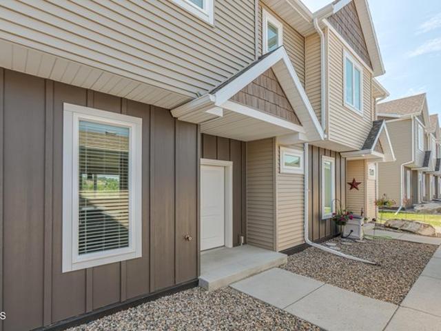 Townhouse for sale in Mandan, North Dakota
