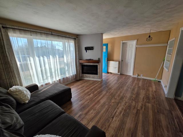 House for sale in Camanche, Iowa