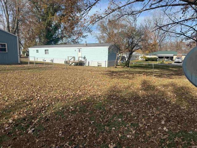 House for sale in Loogootee, Indiana