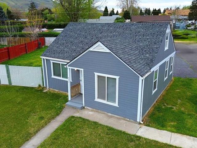 House for sale in Benton City, Washington