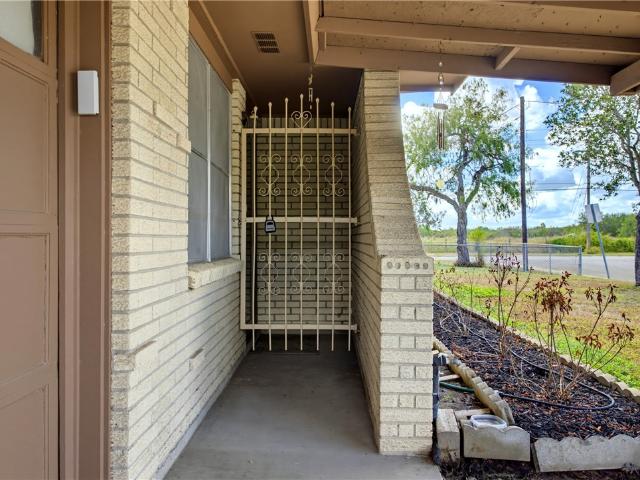 House for sale in Dodd Number 2 Colonia, Sinton