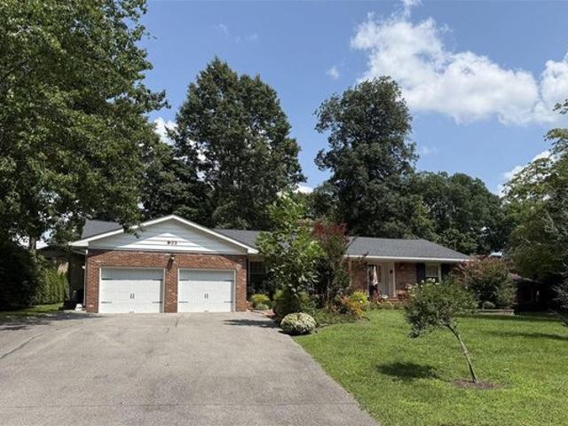 House for sale in Elizabethtown, Hardin County