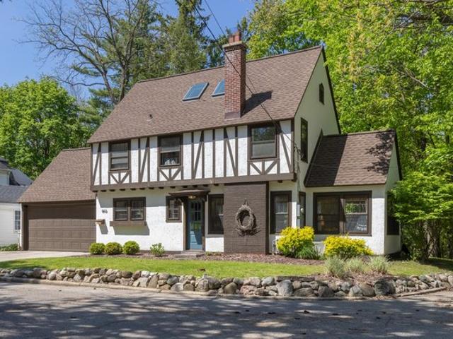 House for sale in Kalamazoo, Michigan