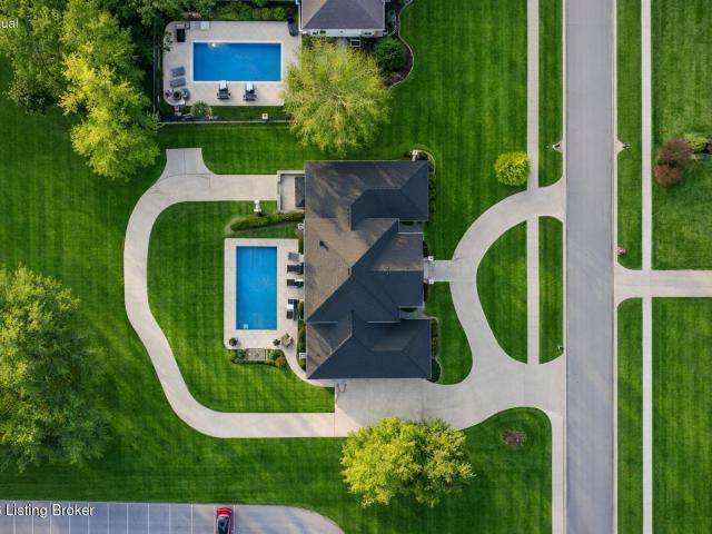 House for sale in Cecilia, Kentucky