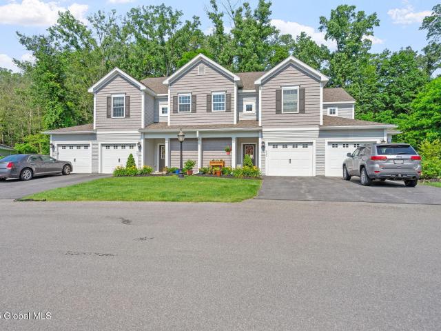 Condo for sale in Schenectady