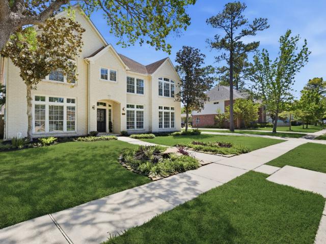 Property for sale in Friendswood, Texas
