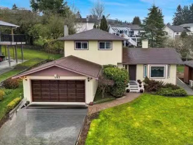 House for sale in Saanich, British Columbia