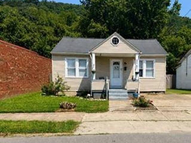 House for sale in Nitro, West Virginia