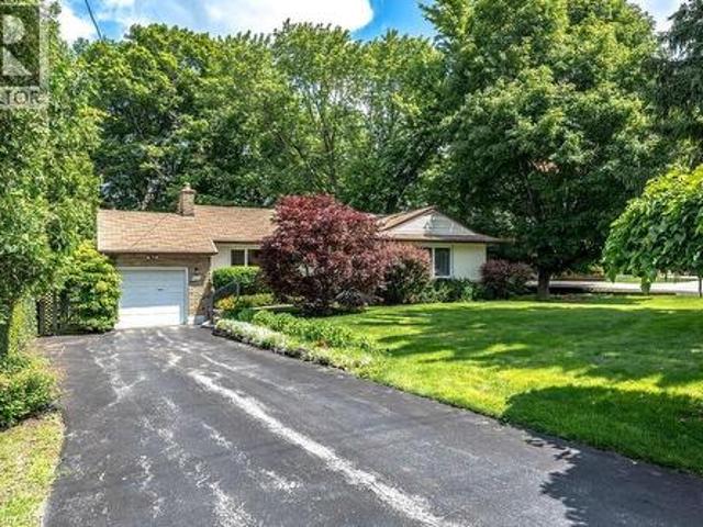 House for sale in Ancaster, Ontario