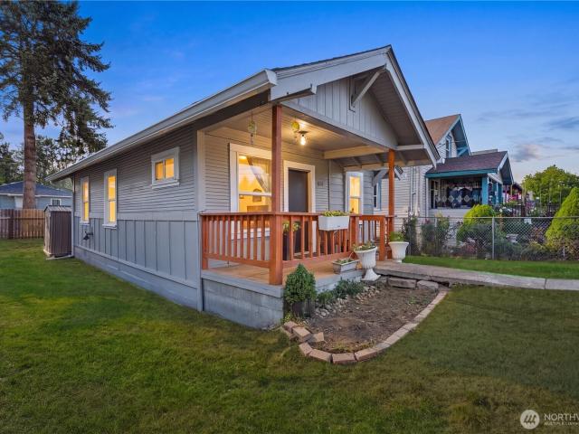 House for sale in Kelso, Washington