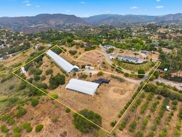Land for sale in Fallbrook, California