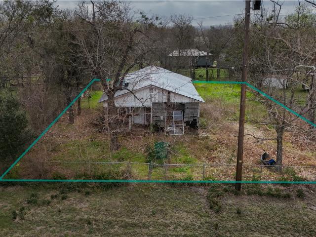 House for sale in Milam, Texas