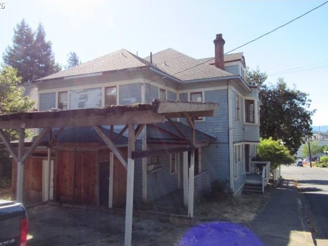 House for sale in Oregonia