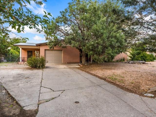 House for sale in Espanola, New Mexico