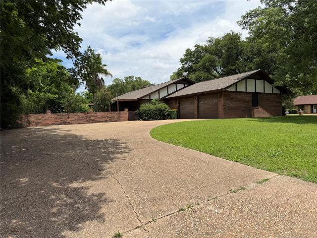 House for sale in Marlin, Texas