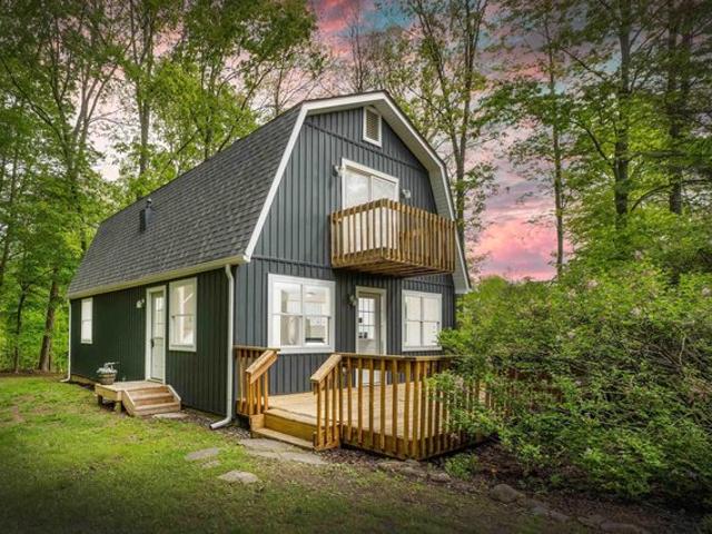 House for sale in Howard, Ohio