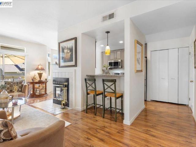 Condo for sale in Pleasanton, California