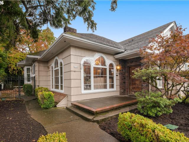 Property for rent in Foster-Powell, Portland