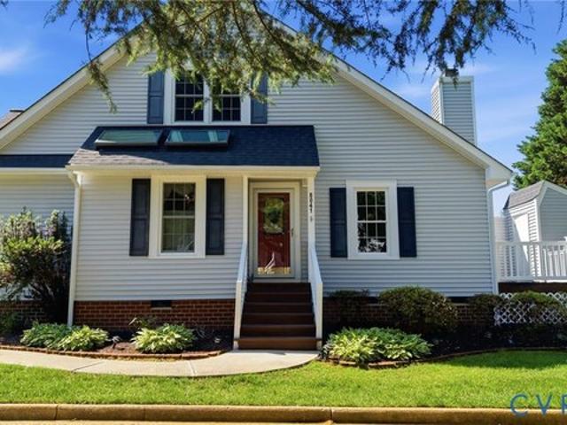 Townhouse for sale in Virginia