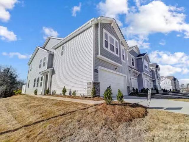 Condo for sale in Charlotte
