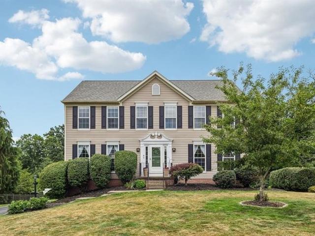 House for sale in Bridgeville, Pennsylvania