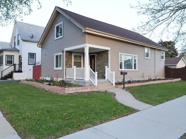 House for sale in Lyons, Illinois