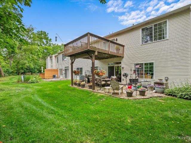 Townhouse for sale in Carpentersville, Illinois