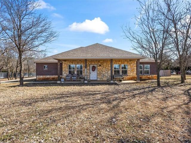 House for sale in Johnson, Texas