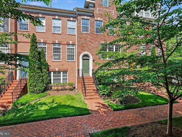 Townhouse for sale in Virginia