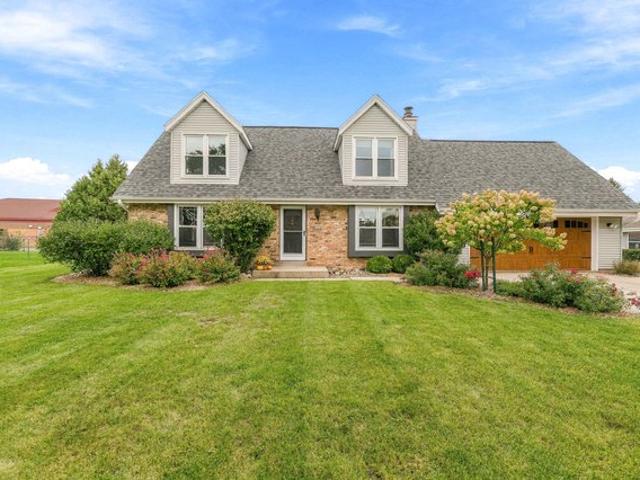 House for sale in Franklin, Milwaukee County